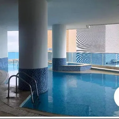 Apartamento In Bocagrande Excellent Location Pool