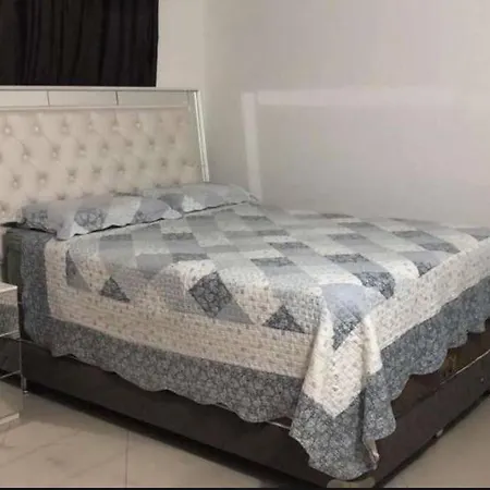 In Bocagrande Excellent Location Pool Apartment Cartagena